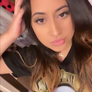 Meet Your Posher, Melanie!